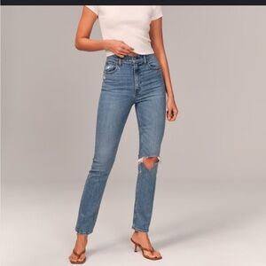 Abercrombie & Fitch The 90’s Slim Straight Ultra High Rise